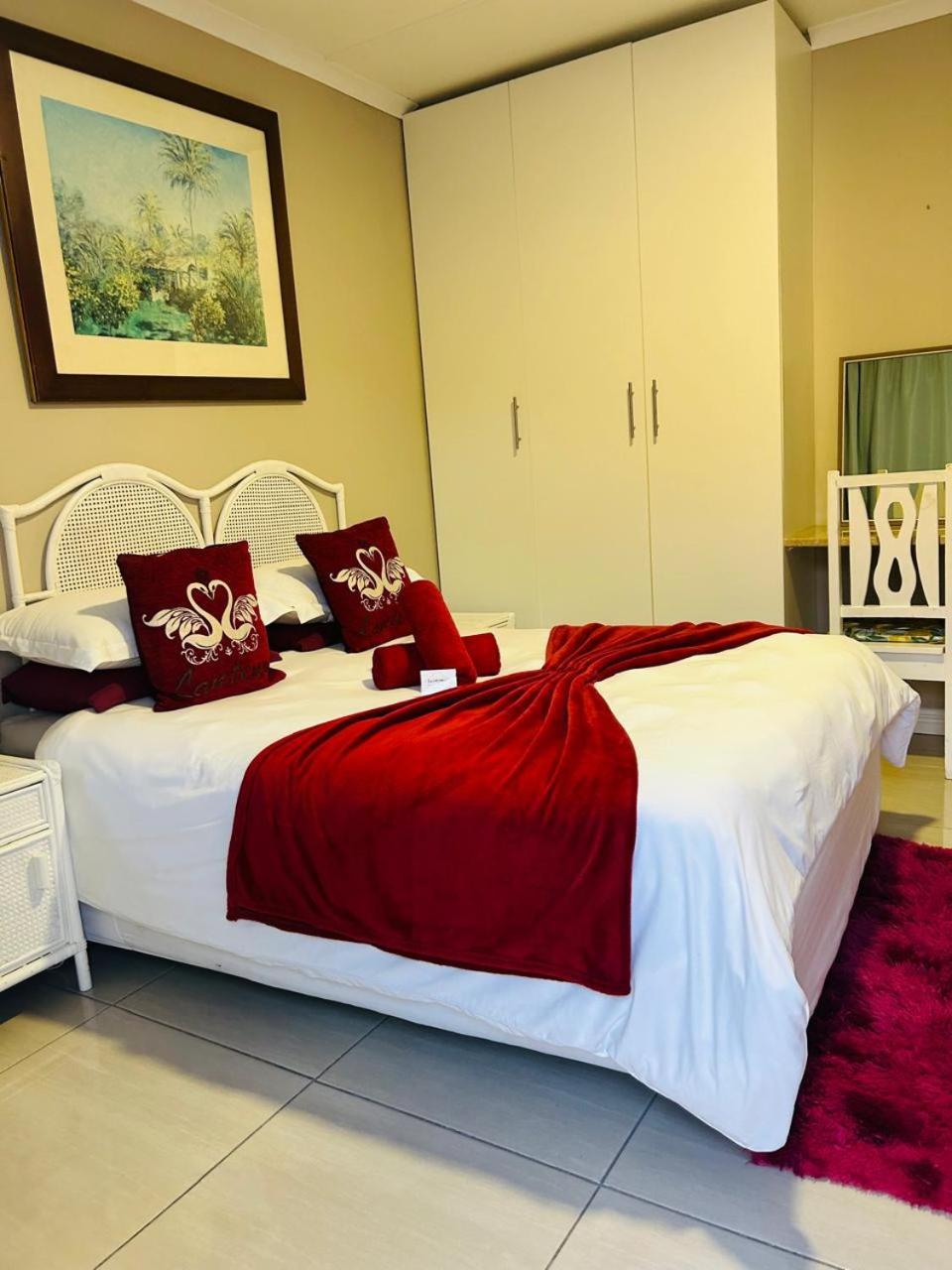 Hidden Bliss Guesthouse Източен Лондон Стая снимка
